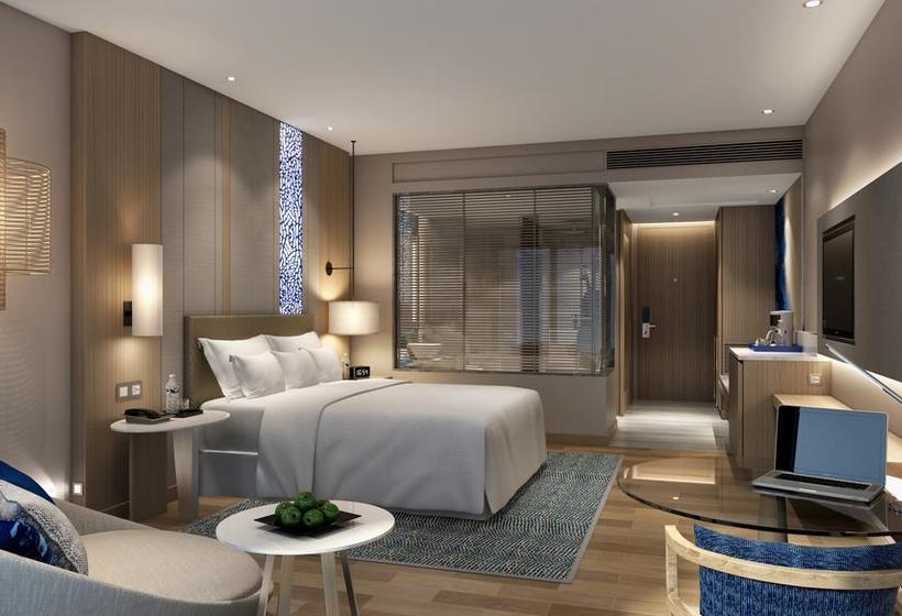 Renaissance Pattaya Resort & Spa 10