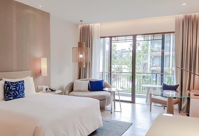 Renaissance Pattaya Resort & Spa 5