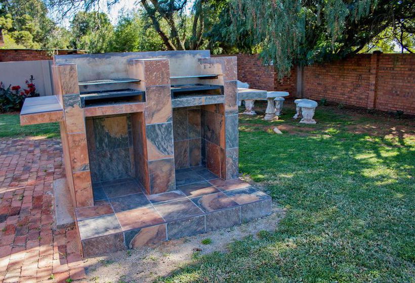 Imbasa Lodge And Self Catering Units 17