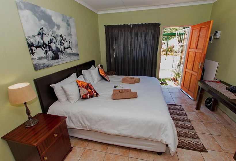 Imbasa Lodge And Self Catering Units 2