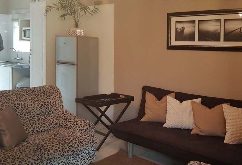 Pension Citrus Lane Guesthouse 13