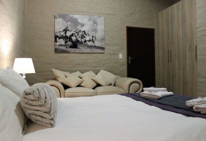 Pension Ibis Way Guest House 13