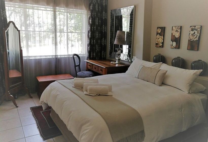 At 98 On Lynburn Guest House 4