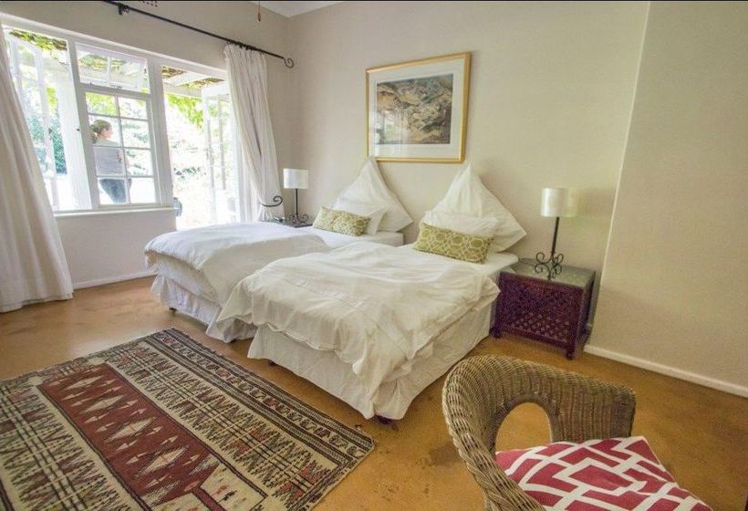 Pension Jardin De Fees Guest House 3