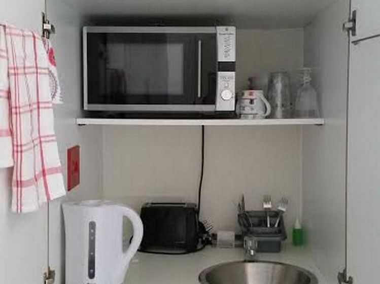 Pension (Hôtel basse catégorie) Lakeside Lodge 15