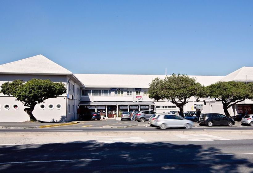 Hotel The New National Lodge & Conference