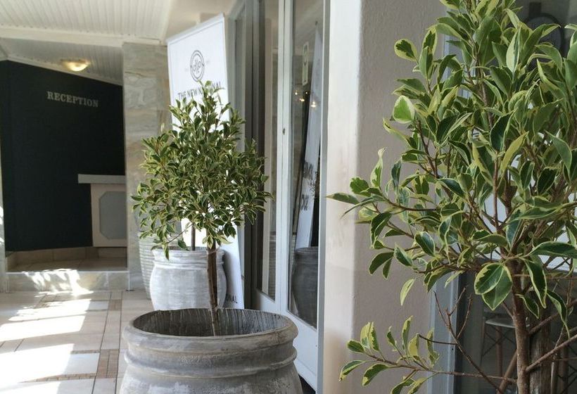 Hotel The New National Lodge & Conference 1