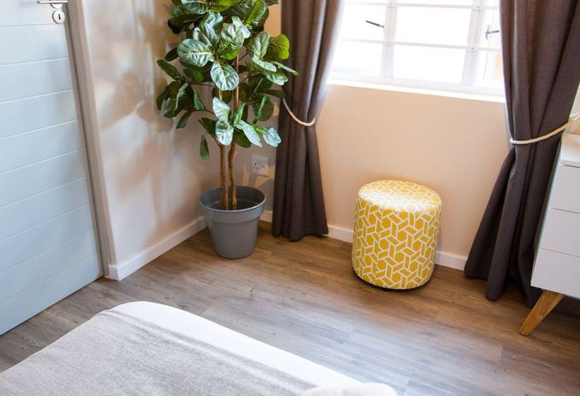 Hotel The New National Lodge & Conference 13