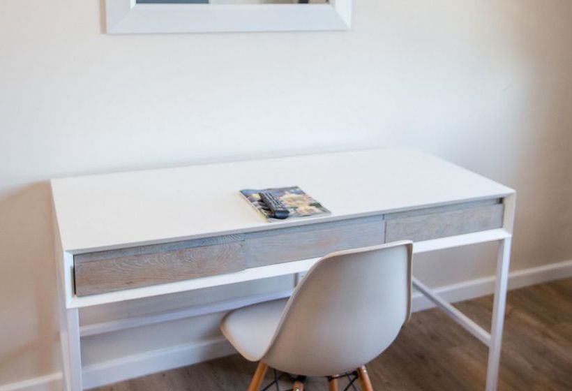 Hotel The New National Lodge & Conference 18