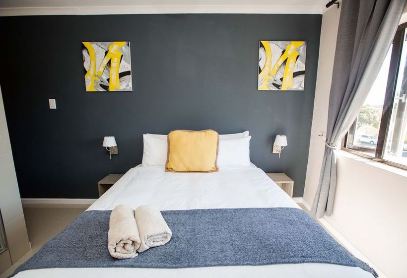 Hotel The New National Lodge & Conference 5