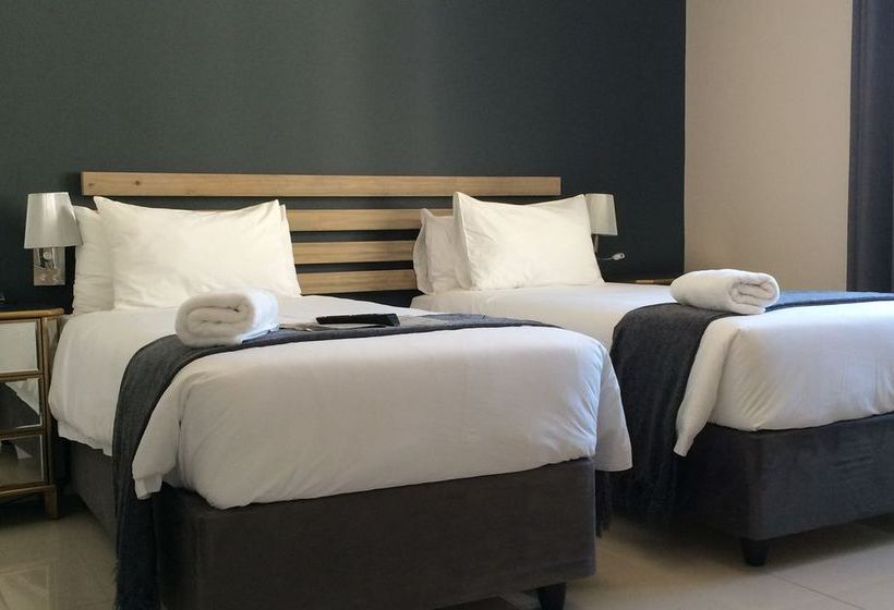 Hotel The New National Lodge & Conference 8