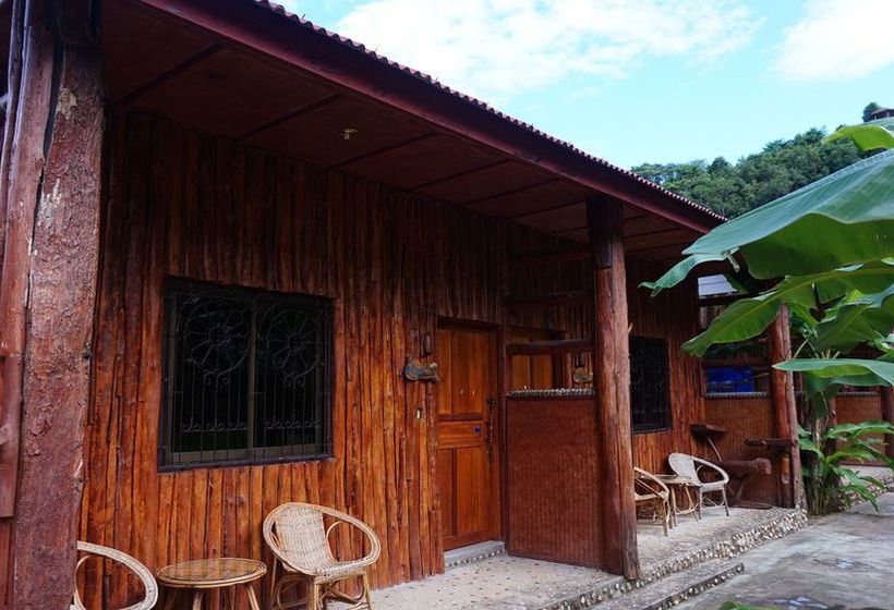 Hotel Khun Mai Baan Suan Resort 12