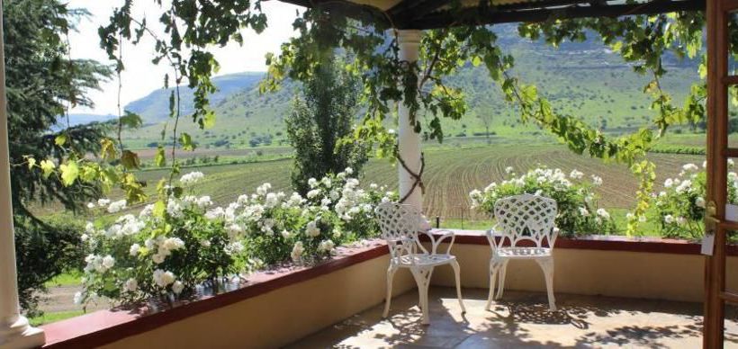 Hotel Oranje Gasteplaas Maloti Route 10