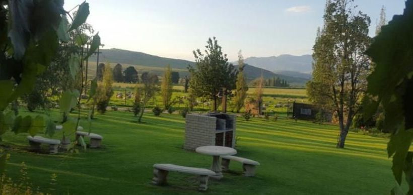 Hotel Oranje Gasteplaas Maloti Route 7