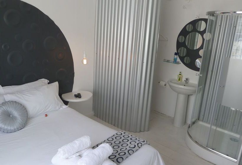 Pensión 20 On Dixton Western Cape