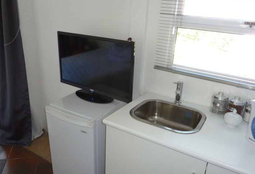 Pensão 20 On Dixton 13