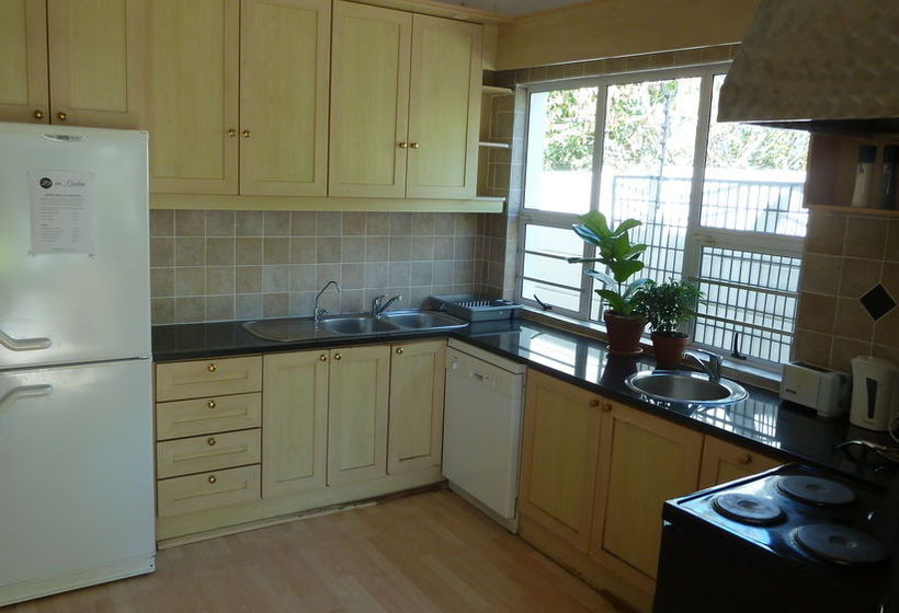 Pensão 20 On Dixton 17