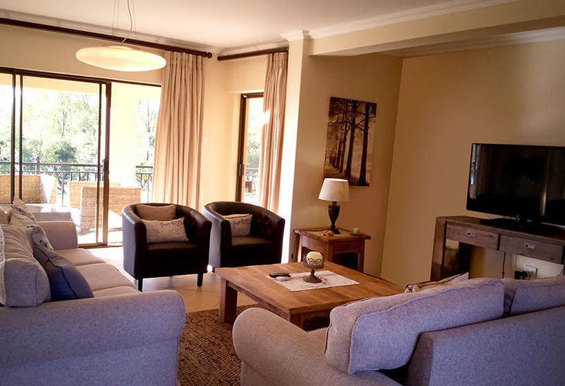 Hotel Pont De Val Riverside Escape 18