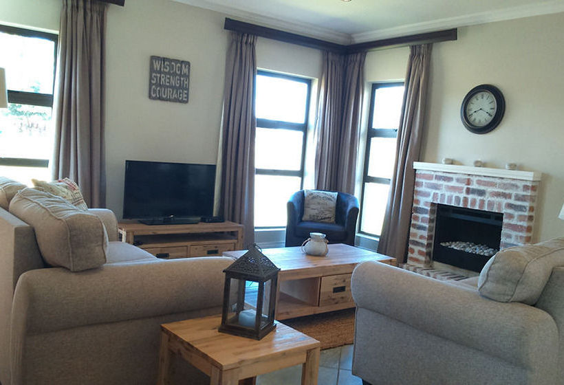 Hotel Pont De Val Riverside Escape 20