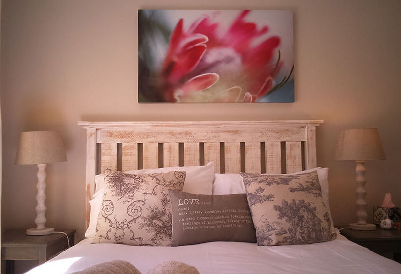 Hotel Pont De Val Riverside Escape 5