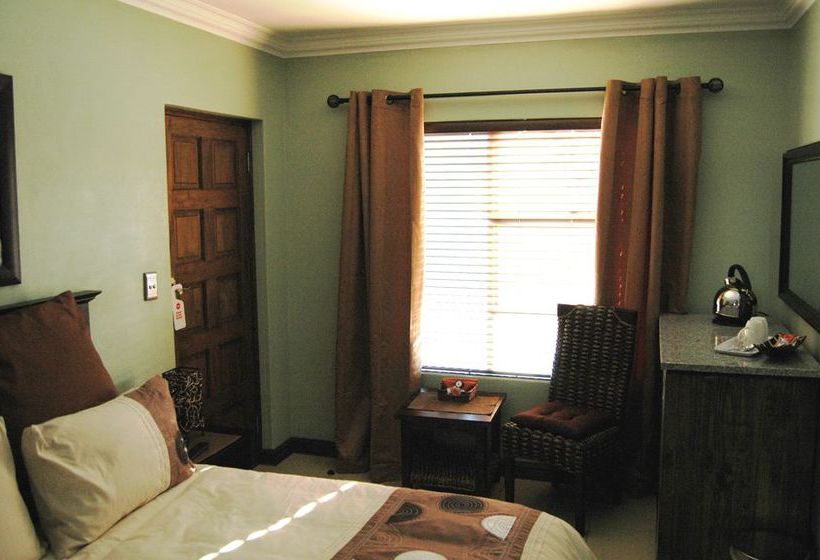 Pension Summer Garden Guest House The Palms 17