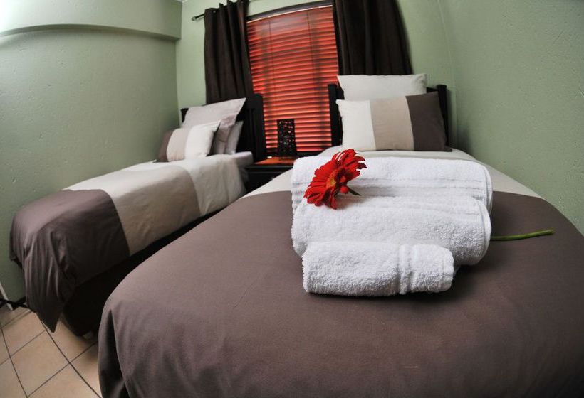 Pension Summer Garden Guest House The Palms 2