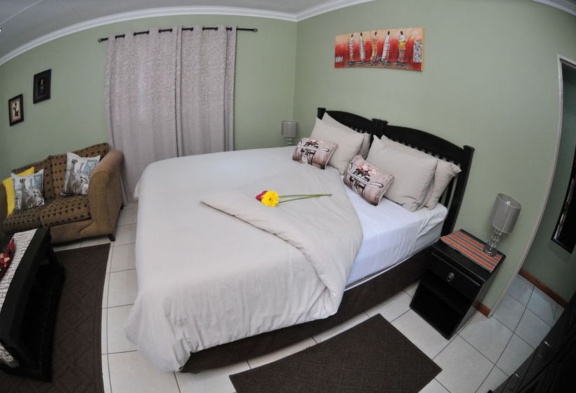 Pension Summer Garden Guest House The Palms 7