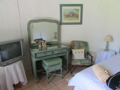 Absolute Leisure Cottages 10