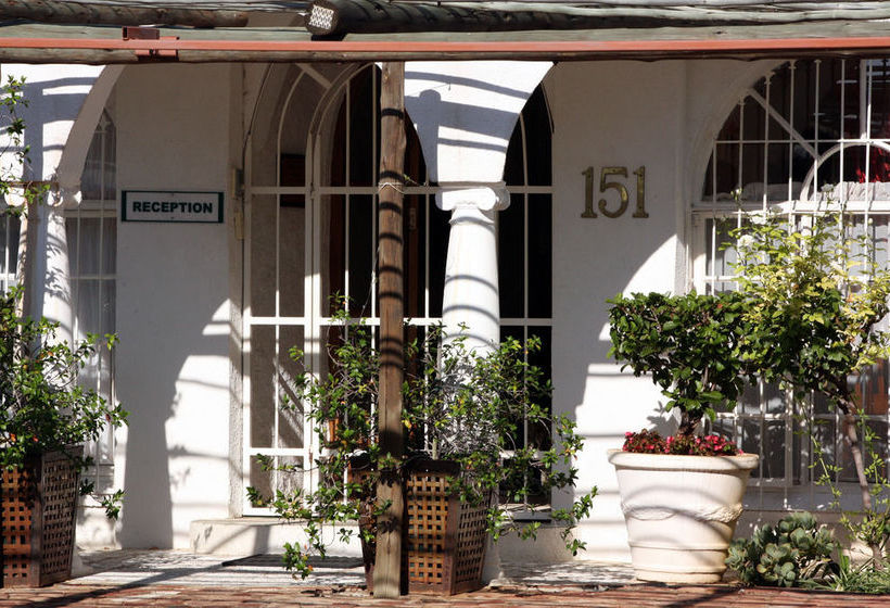 Pension Just Tiffany Guest House 10