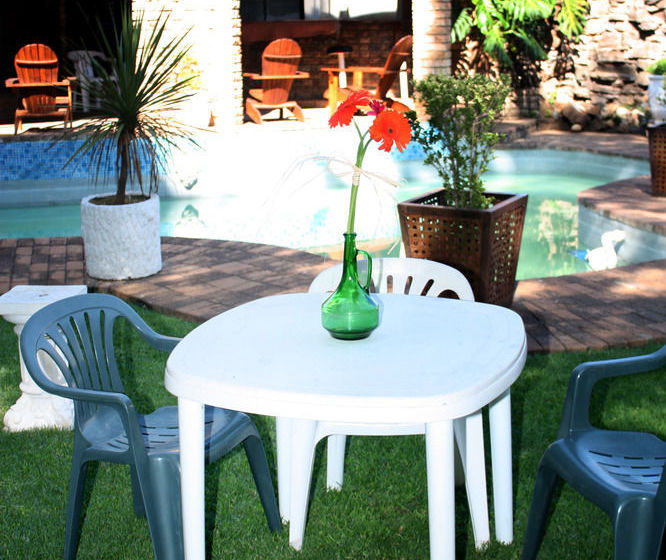 Pension Just Tiffany Guest House 14