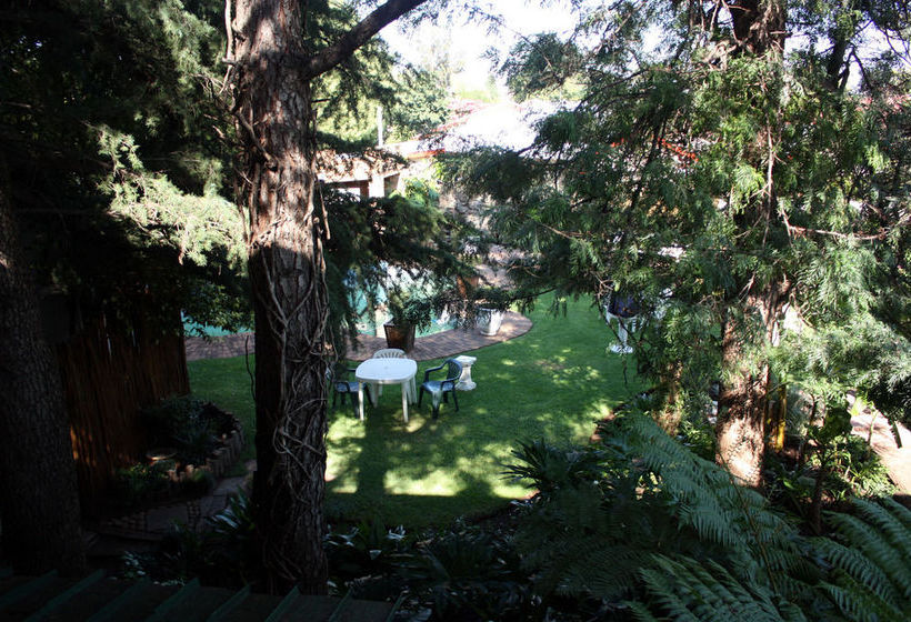 Pension Just Tiffany Guest House 8