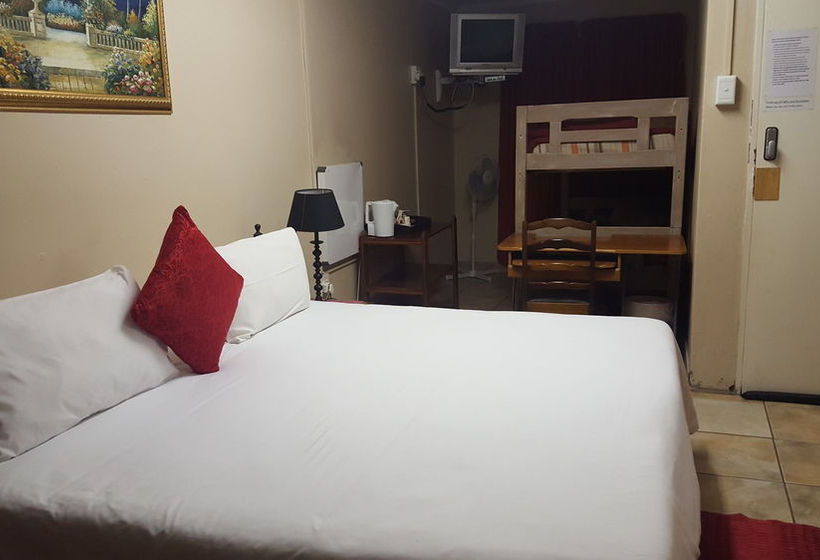 Pension African Sky Guesthouse 4