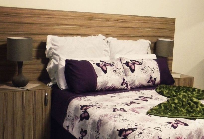 Aron's Guest House Bed & Breakfast Northern Cape