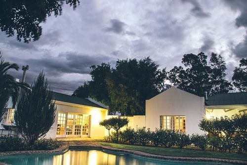 Aan De Voor Safaris 1