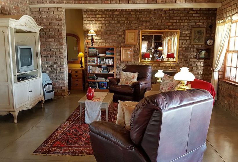 Karoo View Cottages 18