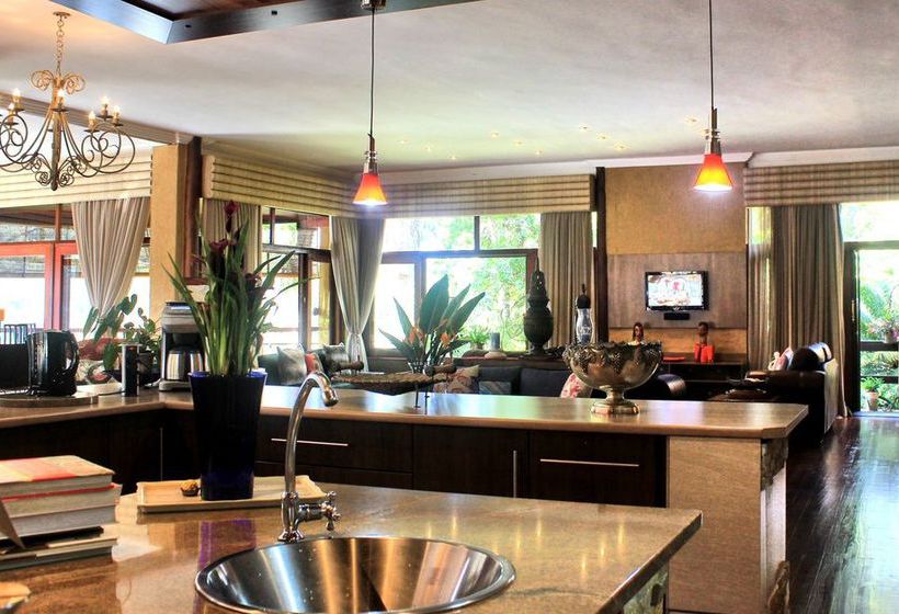 Hotel Bambuu Lakeside Lodge 19