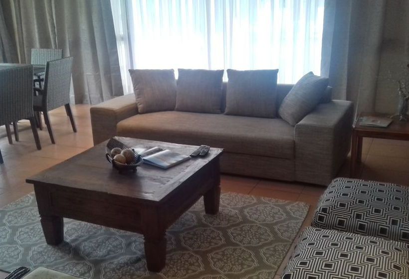 Hotel Bambuu Lakeside Lodge 3