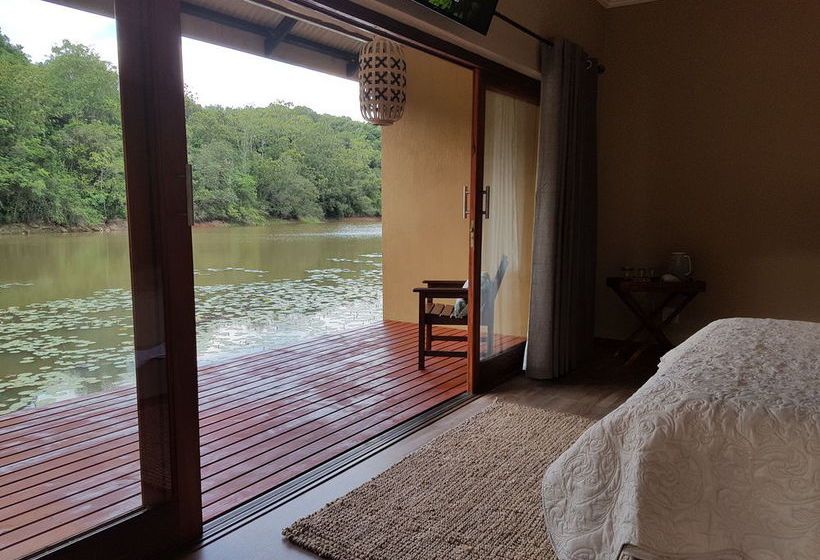 Hotel Bambuu Lakeside Lodge 8