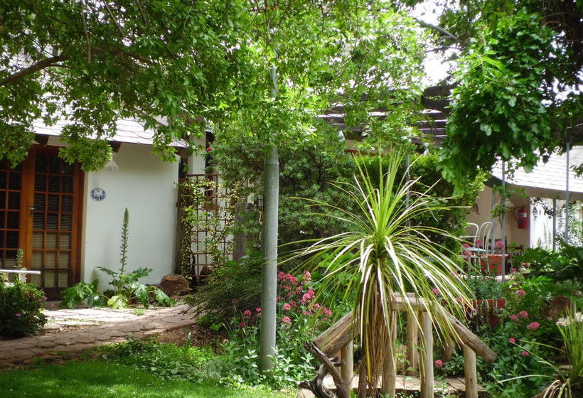 Hotel Morning Glory Cottages 15