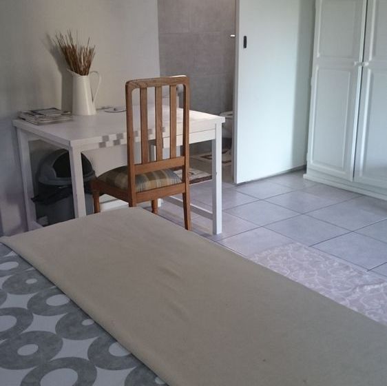 Riversway Guest House 4