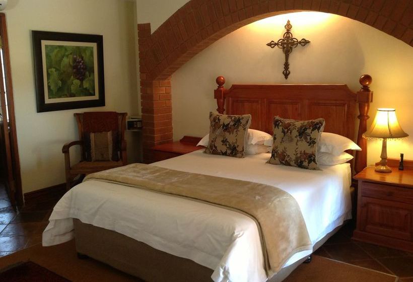 Berit Country Home And Chapel 1