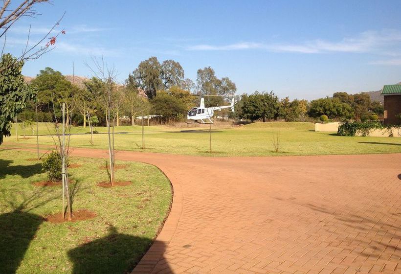 Berit Country Home And Chapel 13