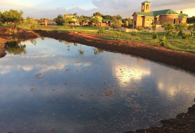 Berit Country Home And Chapel 18