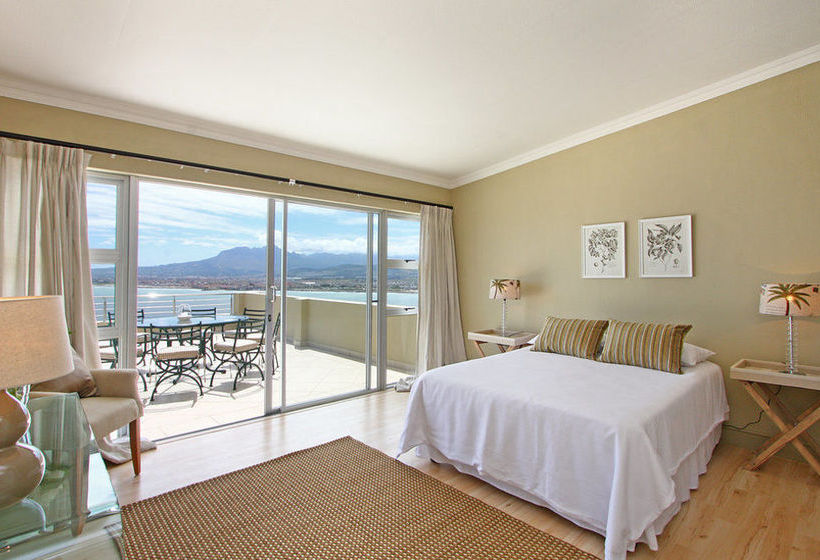 Bayview Gordon's Bay 4