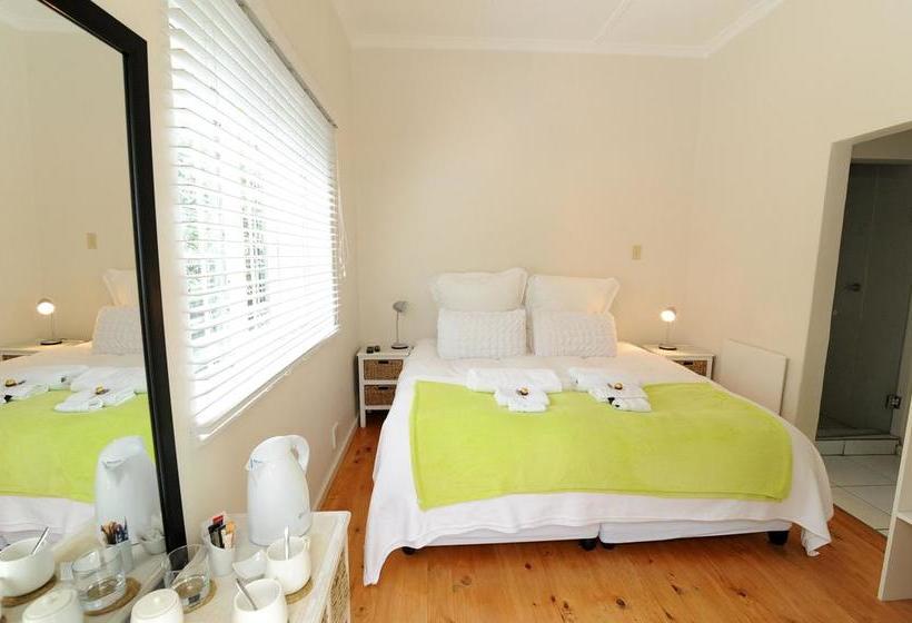 Bed and Breakfast Jaqui's Garden Guesthouse 8