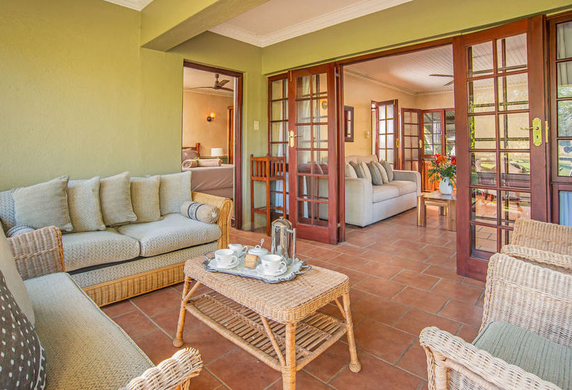 Hotel Saragossa Game Reserve 8