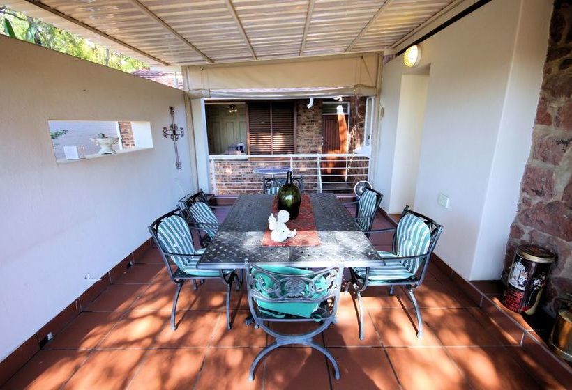 Stay 2 Live Groenkloof 16