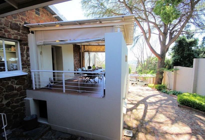 Stay 2 Live Groenkloof 17