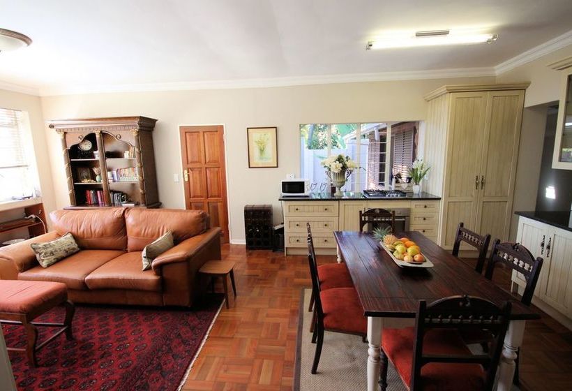 Stay 2 Live Groenkloof 7