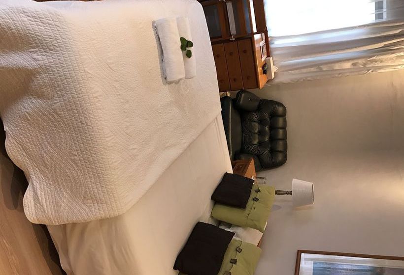 Pension Albatross Guest House 13